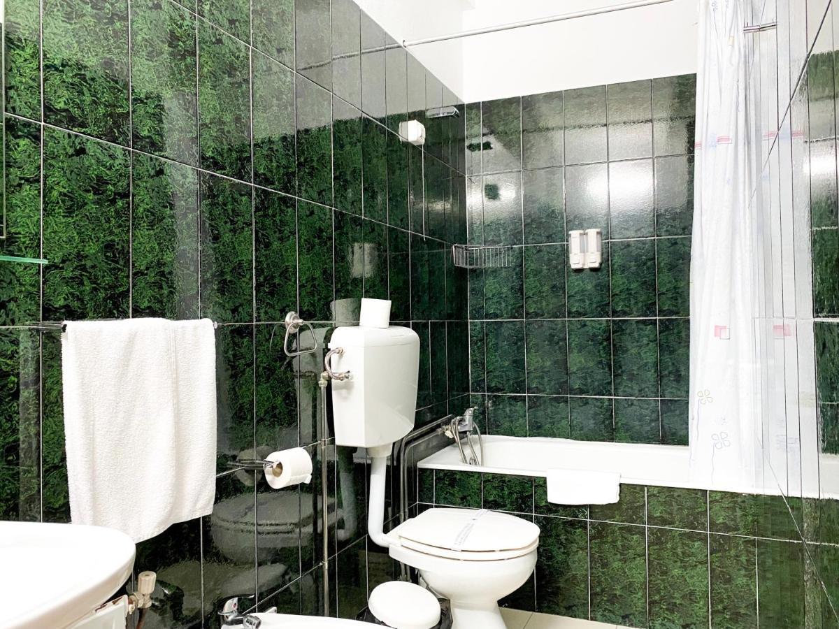 Hotel Cubata ナザレ エクステリア 写真